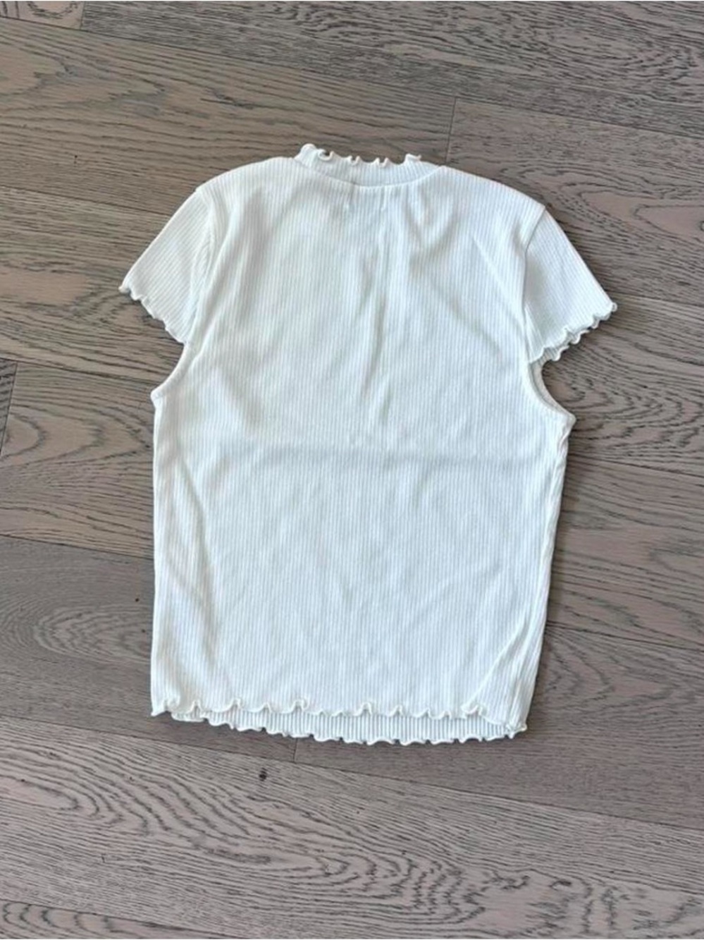 Sunday Best White Ribbed Ruffle-Neck Top - Picture 2 of 3